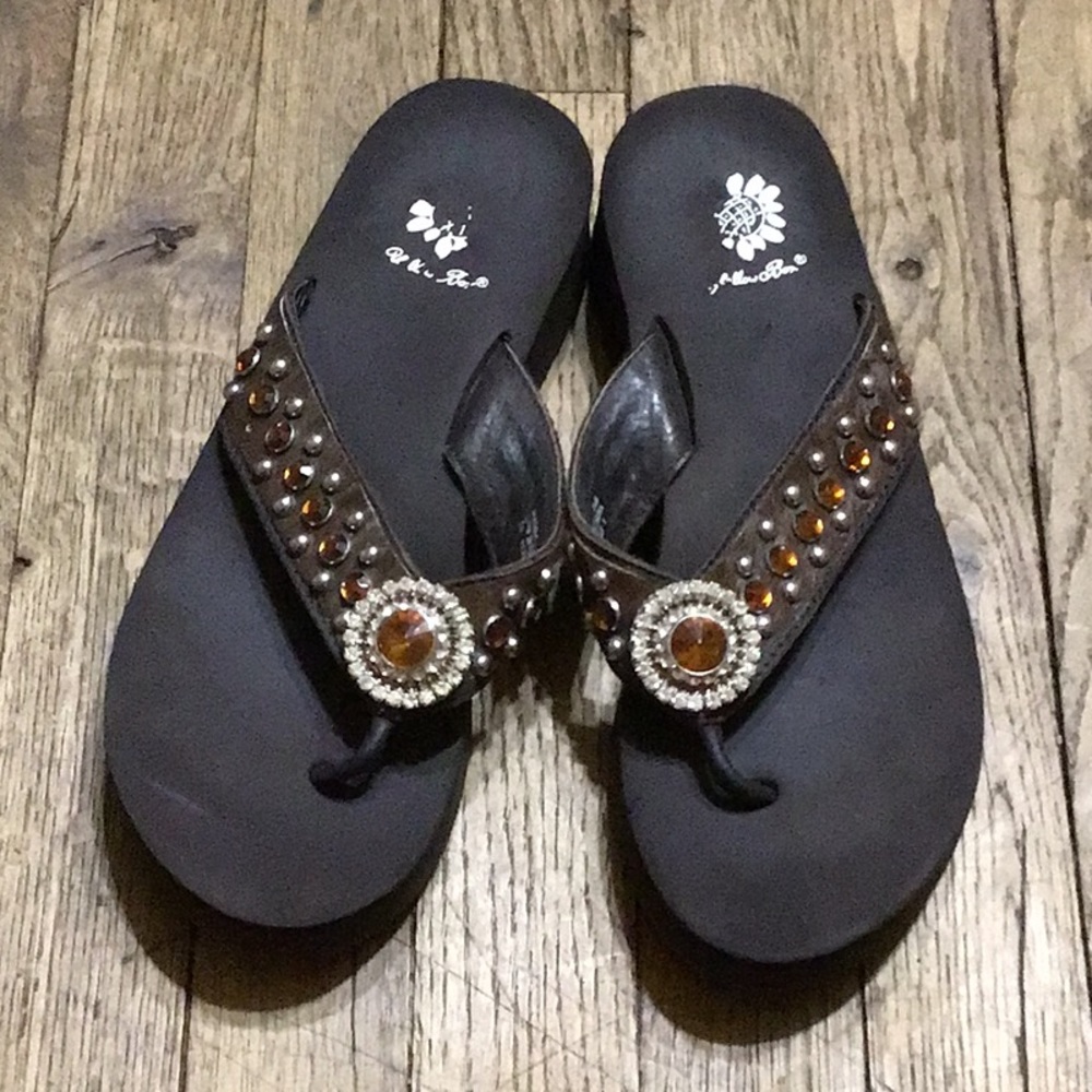 YELLOW BOX SANDALS